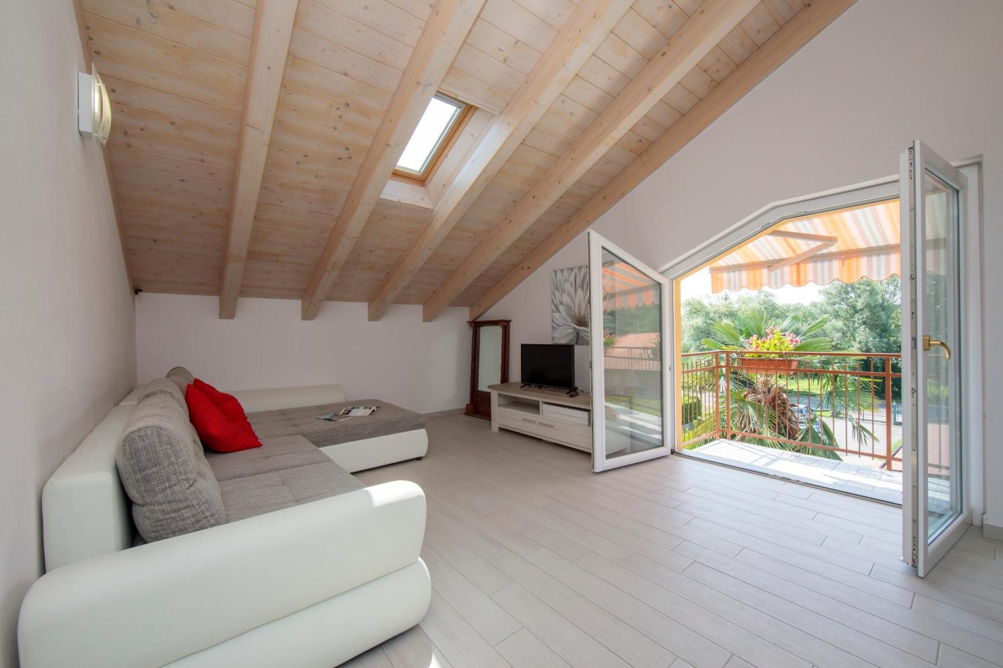 Silver Lake Apartment - Happy Rentals Angera Exterior foto